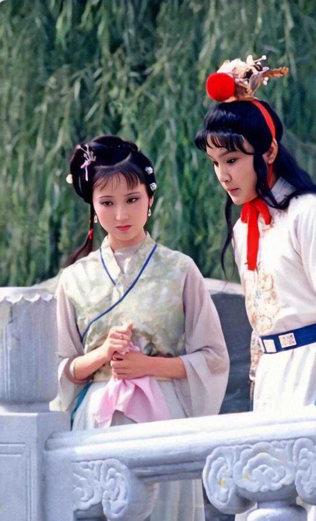 眉毛有多重要？ 传情达意靠眉形